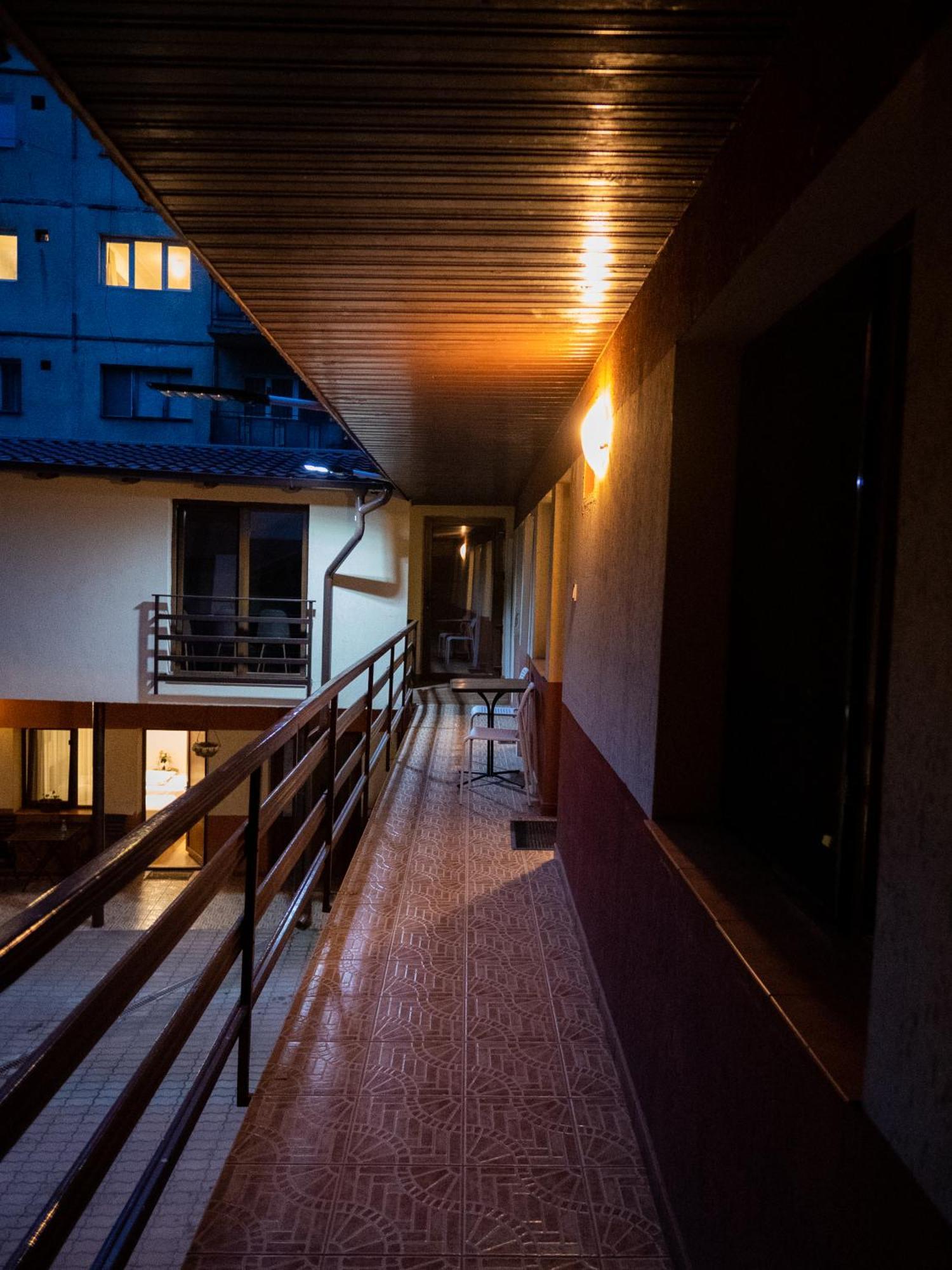 Guesthouse Magic Băile Herculane Exterior foto